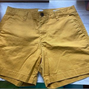 mustard gap city shorts